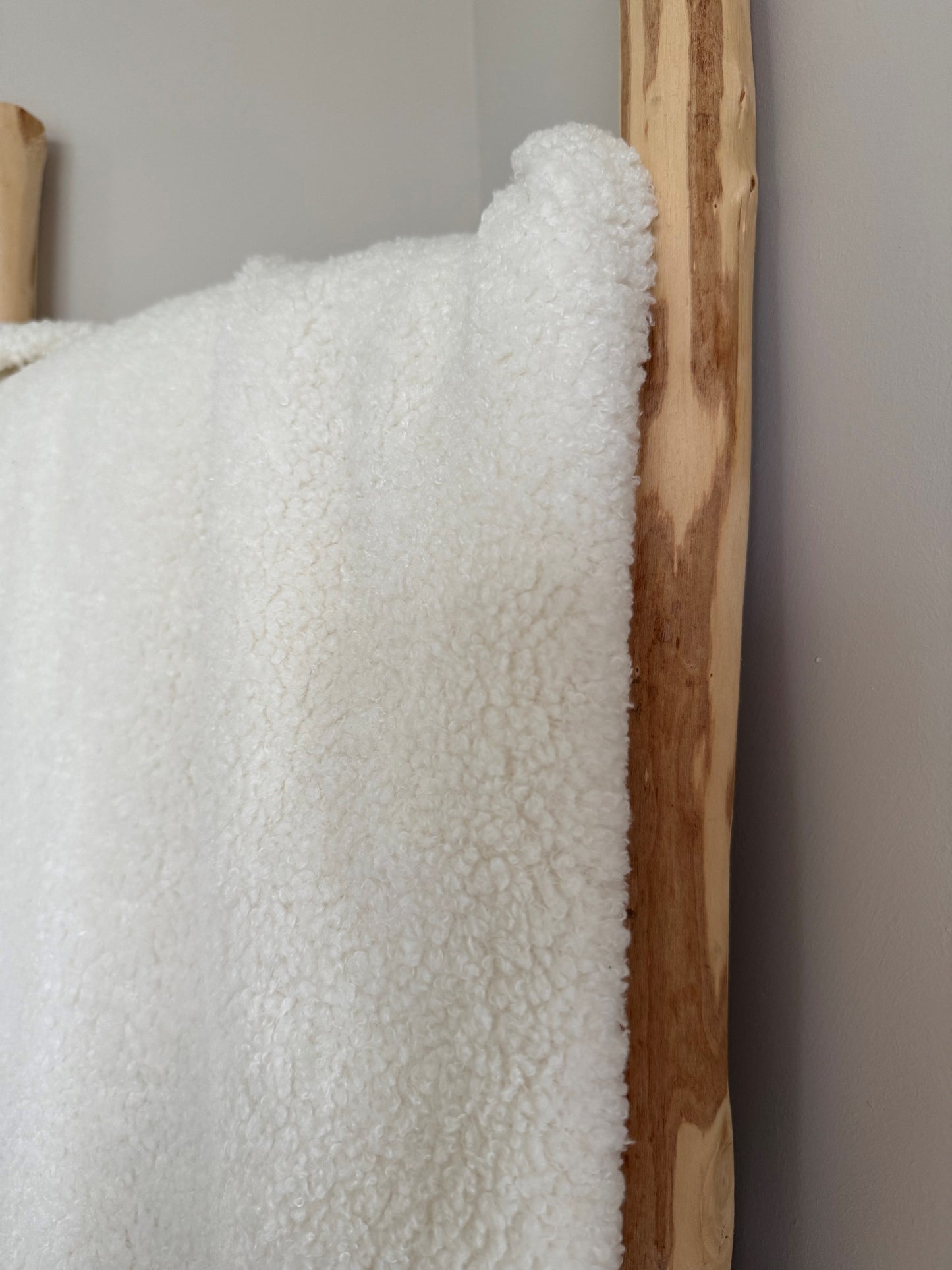 TEDDY FUR | OFF WHITE