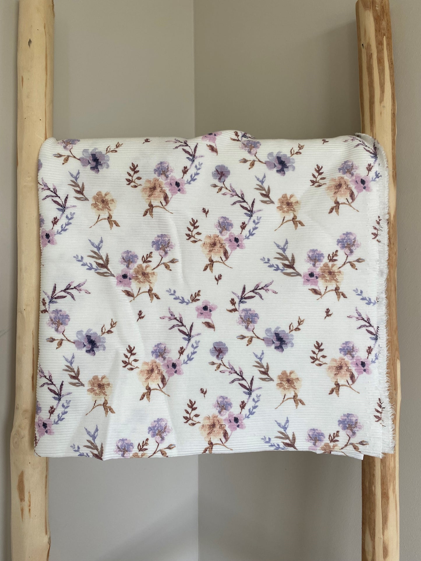 RIBTRICOT BLOEMEN IN PAARSTINTEN