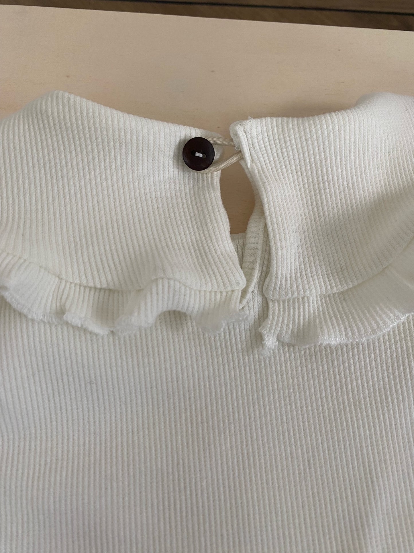 LONGSLEEVE | Off white met kraagje