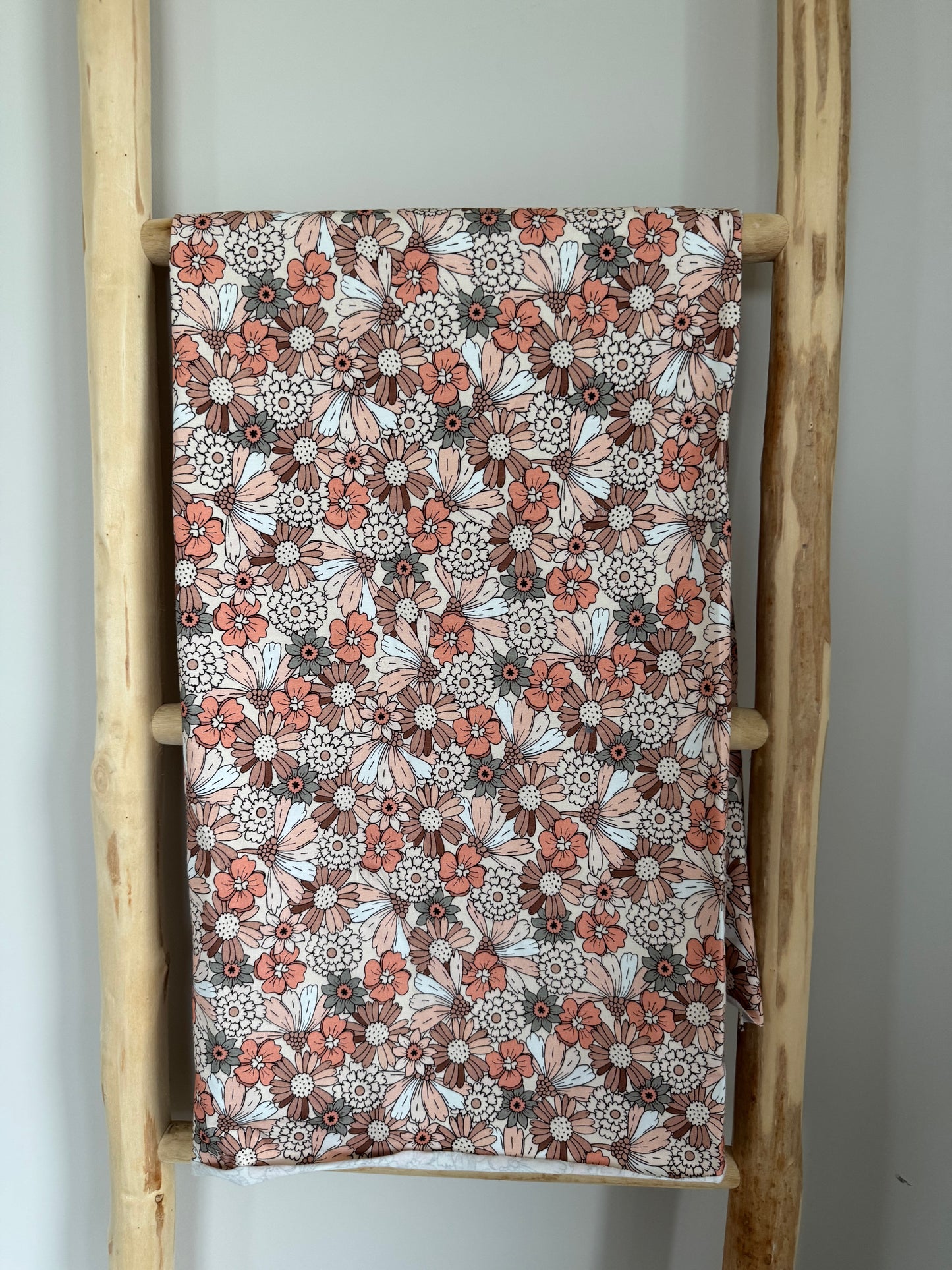 BLOEMEN | VROLIJKE BLOEM PASTEL TRICOT