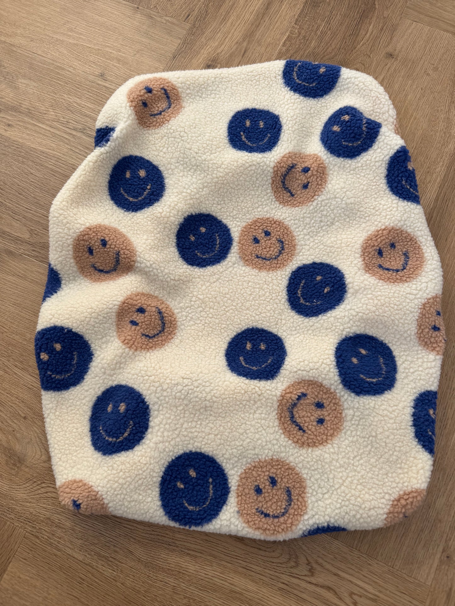 AANKLEEDKUSSENHOES | CUSTOM MADE