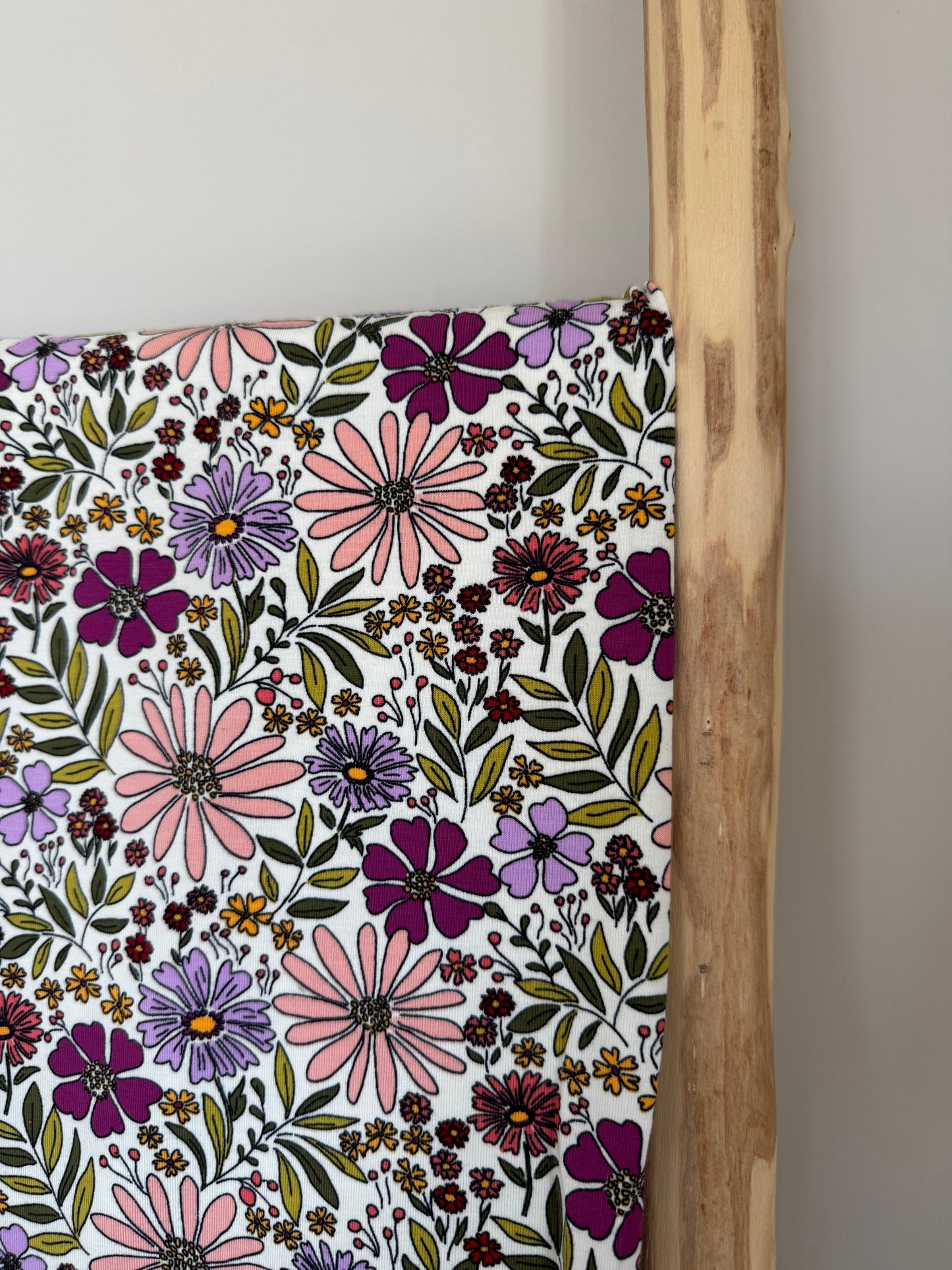 BLOEMEN | BLOEMEN GEBROKEN WIT TRICOT