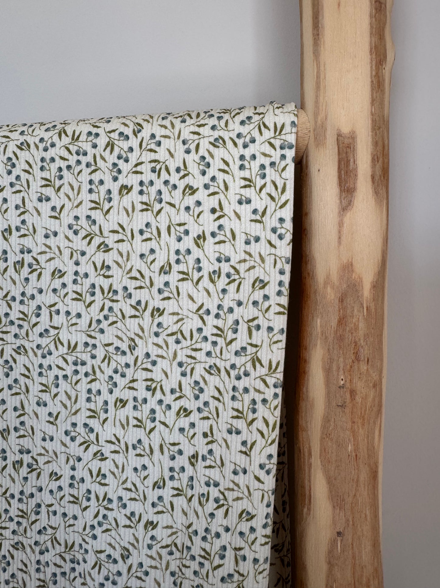 RIBTRICOT KLEINE BOSBESSEN