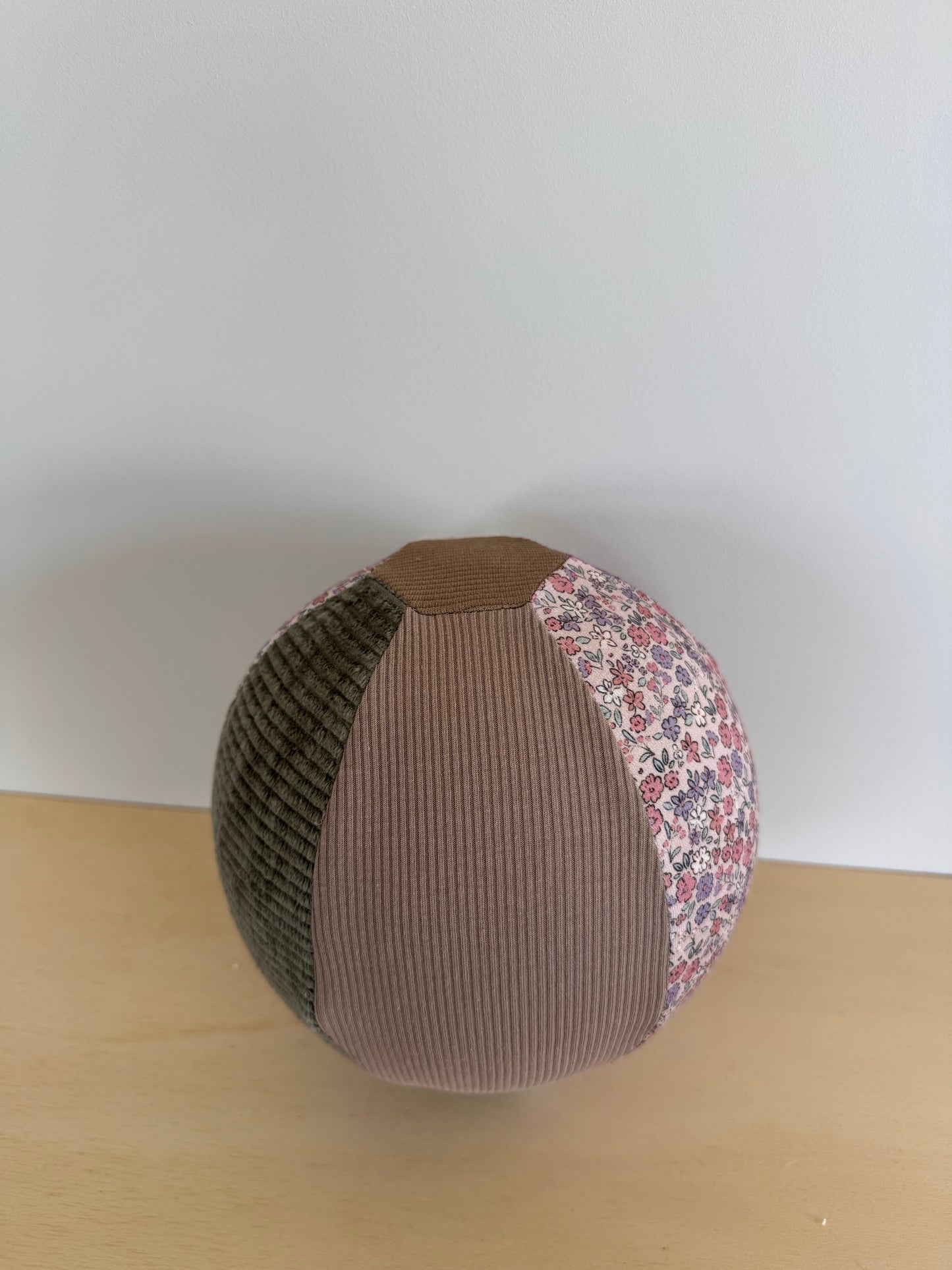 BALLONBAL | Bloemen kleiroze