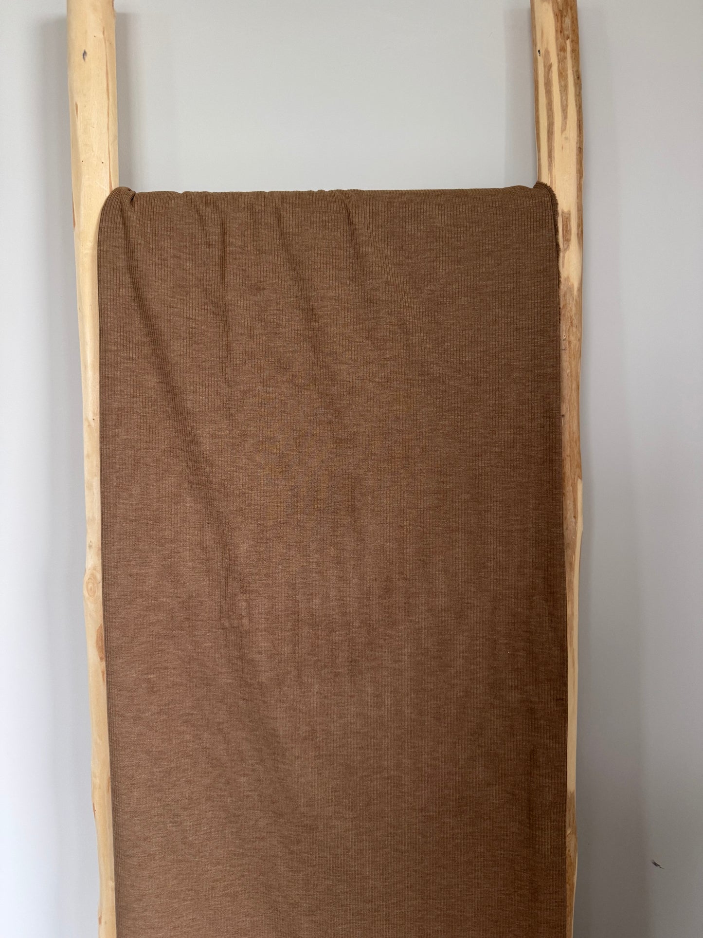 EFFEN | CHOCOLADE MELANGE RIBTRICOT