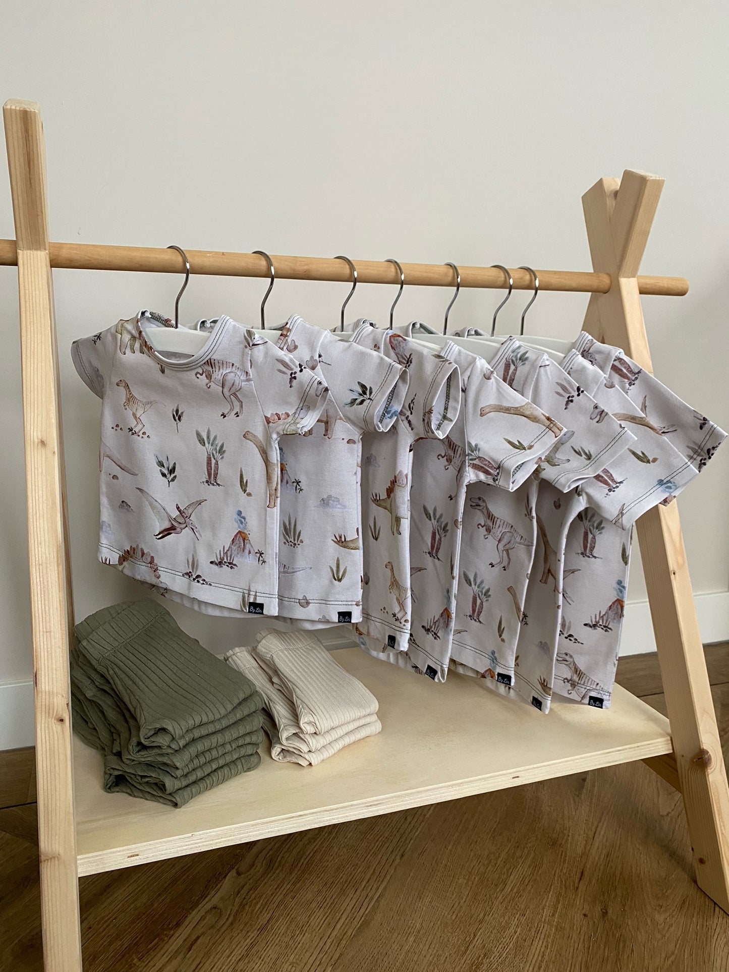 T-Shirt | Dino's