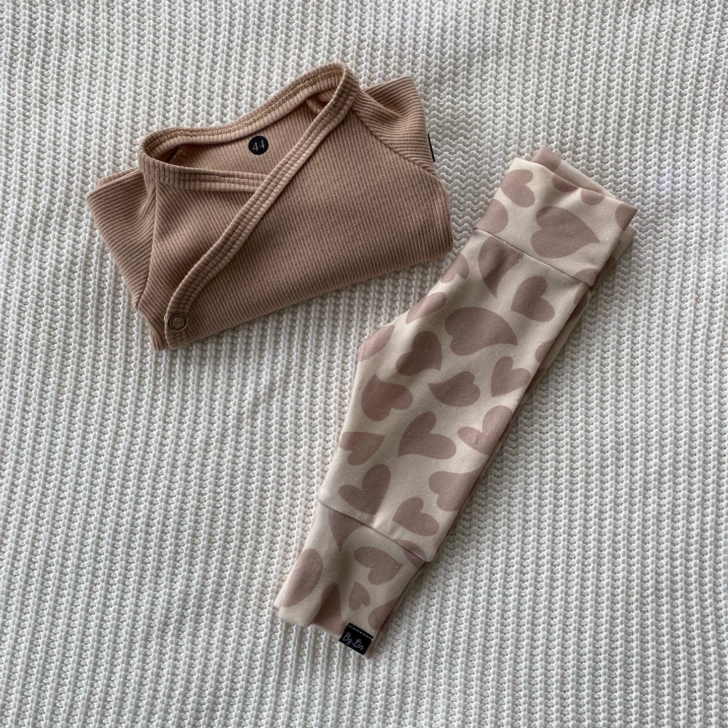 OVERSLAGSHIRTJE MAAT 44| Light Taupe