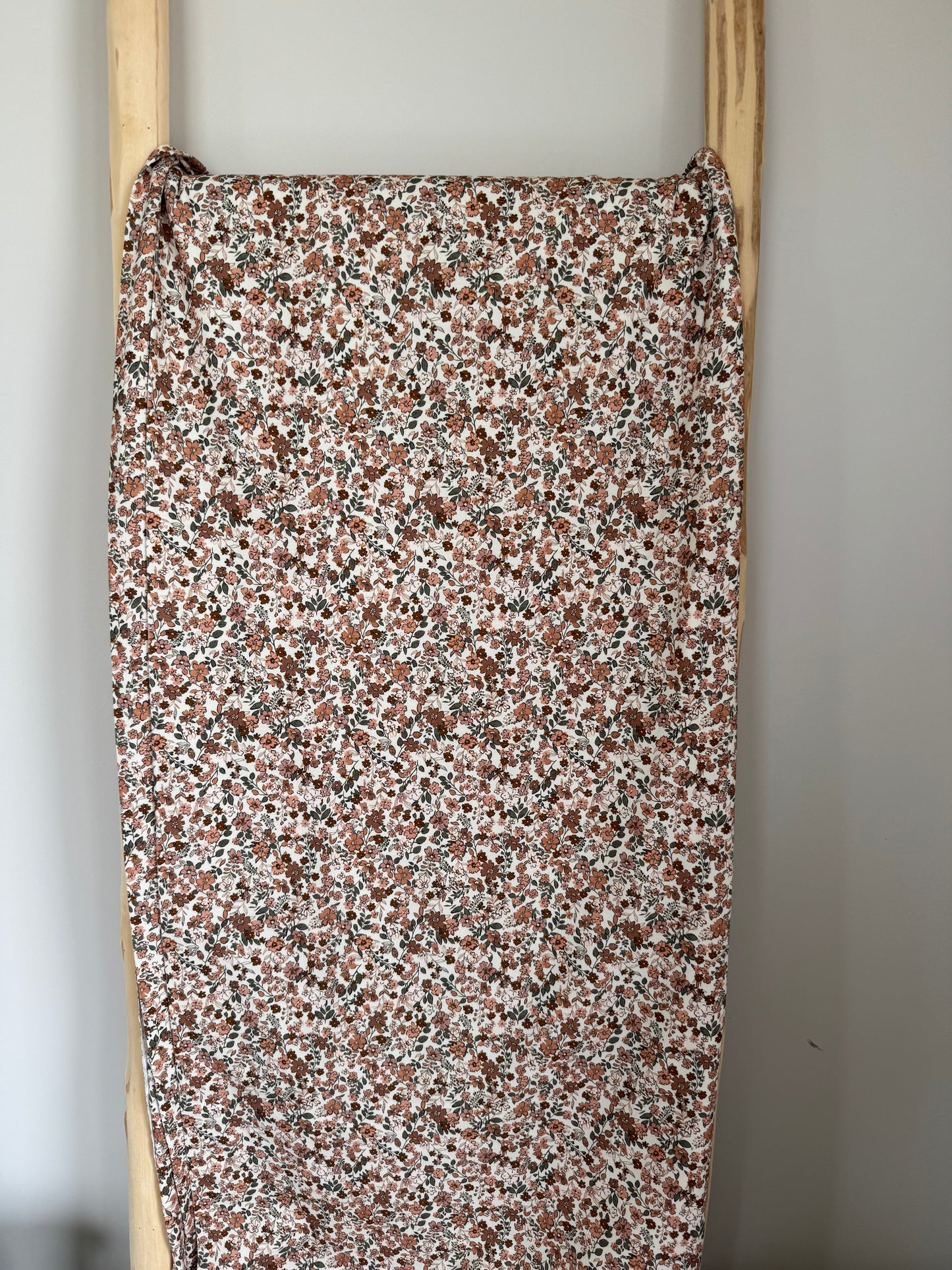 STRUIKBLOEM BRUIN TRICOT