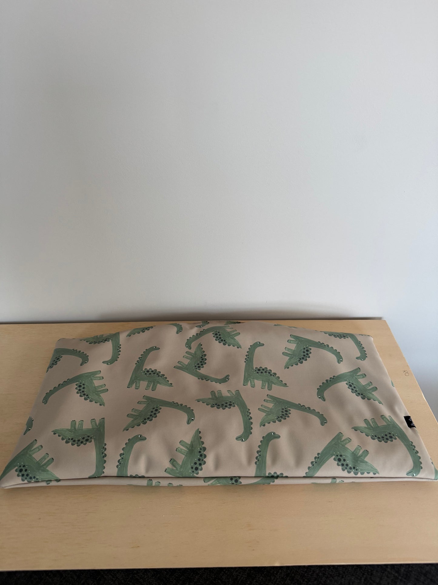 TRIPP TRAPP KUSSEN SET| Dinosaurus waterafstotend