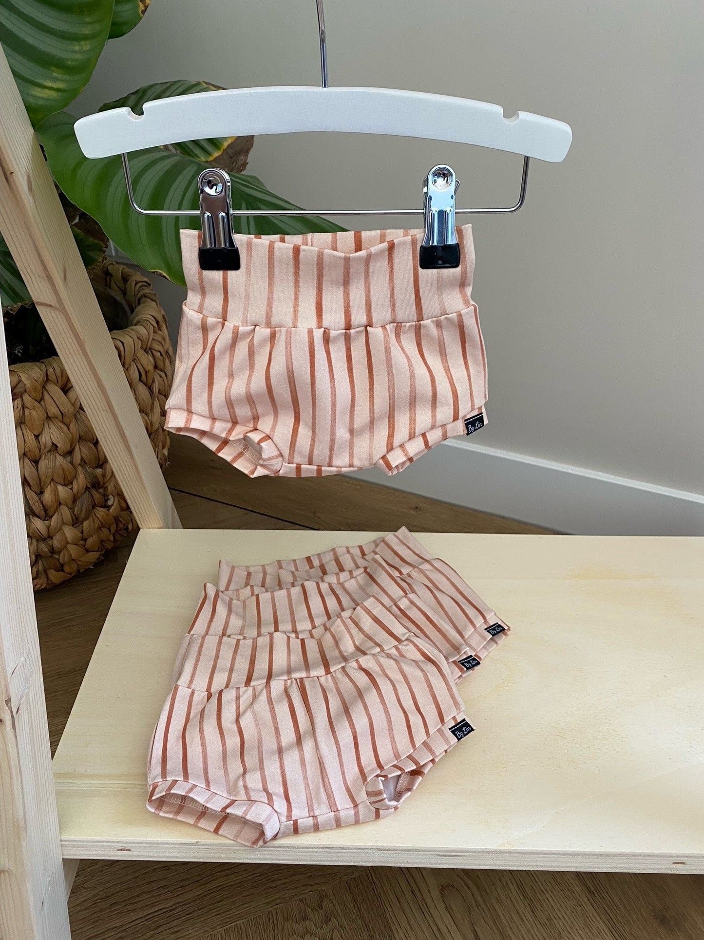 KORTE BROEK | Stripes Mango